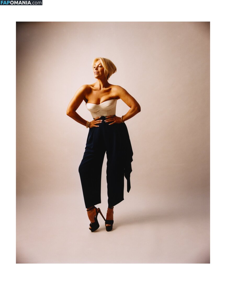 Hannah Waddingham / hannah_waddingham Nago OnlyFans  Przeciekłe zdjęcie #10