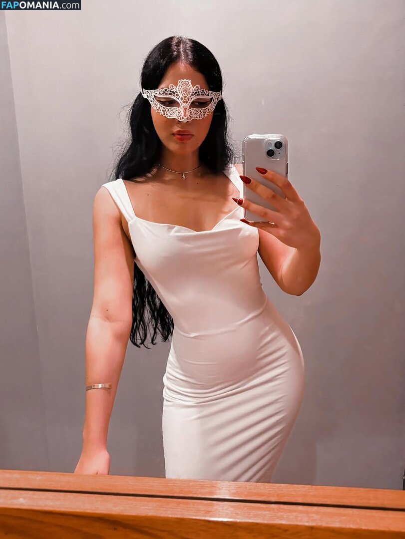 Hellen Eliane / dreamg1r1 / hellen_eliane Nago OnlyFans  Przeciekłe zdjęcie #1