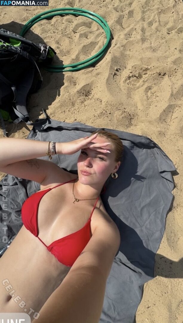 Hermine.radloff / just.hermine Nago OnlyFans  Przeciekłe zdjęcie #1