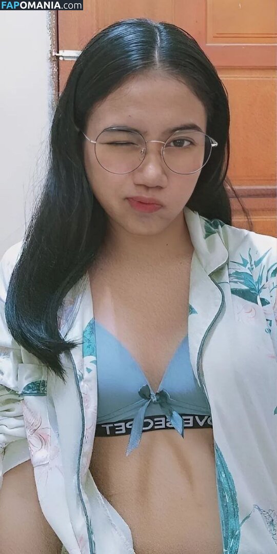 Hijab Off Girls / Hijab On Nago OnlyFans  Przeciekłe zdjęcie #18