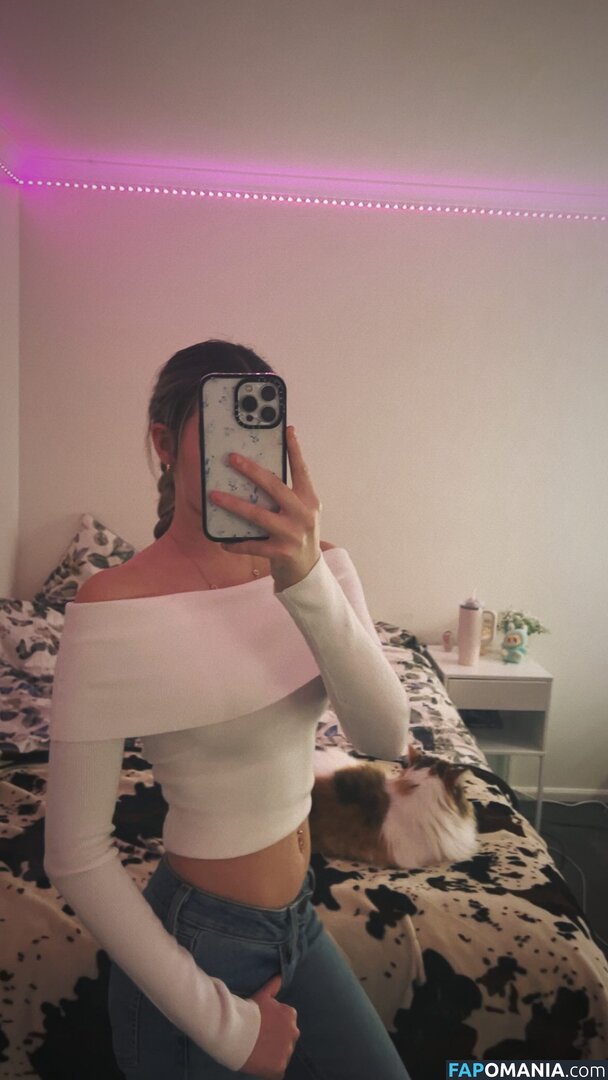 Holly Naude / hollyyynaude Nago OnlyFans  Przeciekłe zdjęcie #1