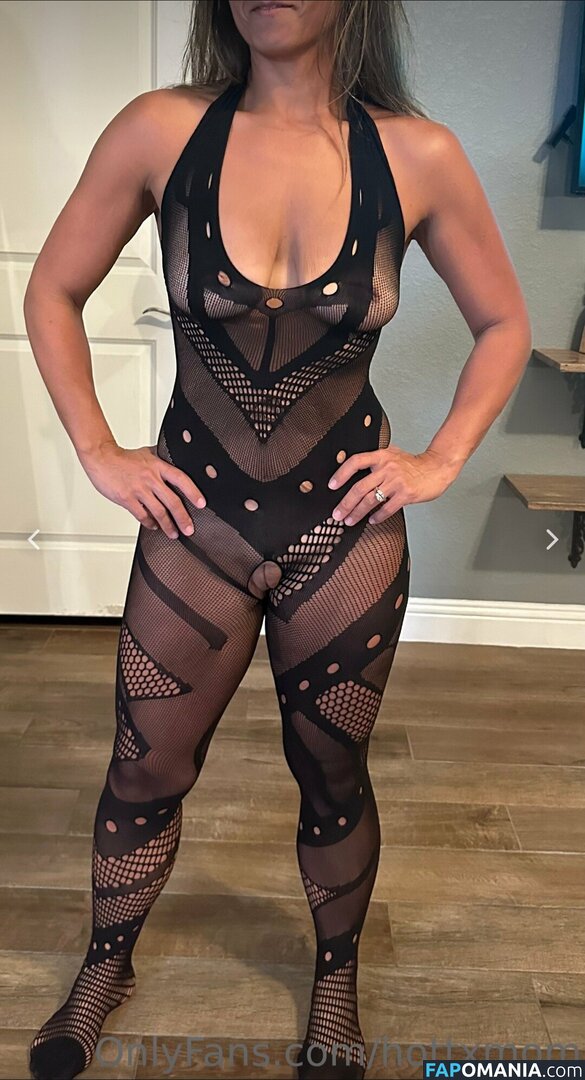  / Hottexasm1lf / Hottexasmilf / Hottxmom / hottx_milf Nago OnlyFans  Przeciekłe zdjęcie #4