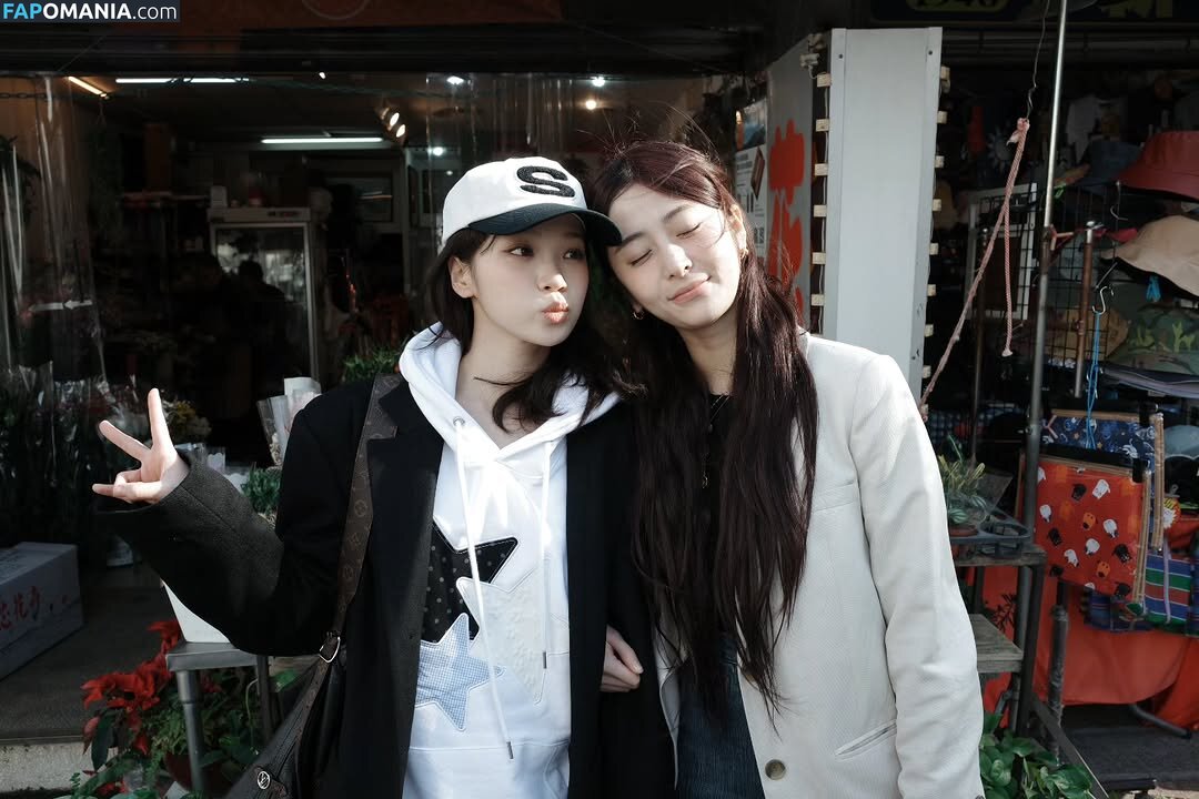 Huh Yunjin 허윤진 / LESSERAFIM / yunjin_lesserafims Nago OnlyFans  Przeciekłe zdjęcie #12