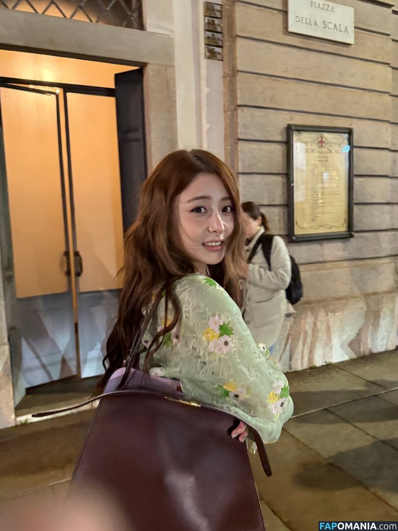 Huh Yunjin 허윤진 / LESSERAFIM / yunjin_lesserafims Nago OnlyFans  Przeciekłe zdjęcie #24