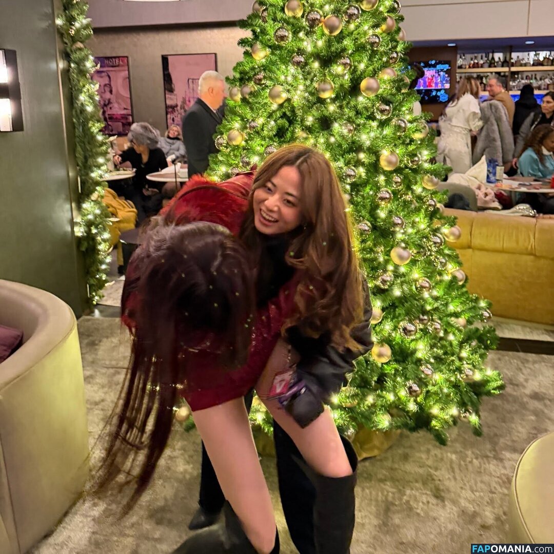 Huh Yunjin 허윤진 / LESSERAFIM / yunjin_lesserafims Nago OnlyFans  Przeciekłe zdjęcie #46
