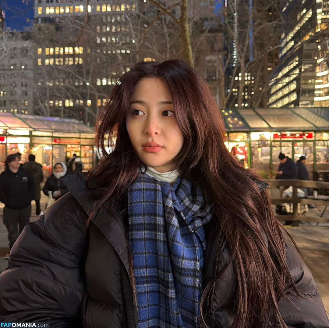 Huh Yunjin 허윤진 / LESSERAFIM / yunjin_lesserafims Nago OnlyFans  Przeciekłe zdjęcie #47