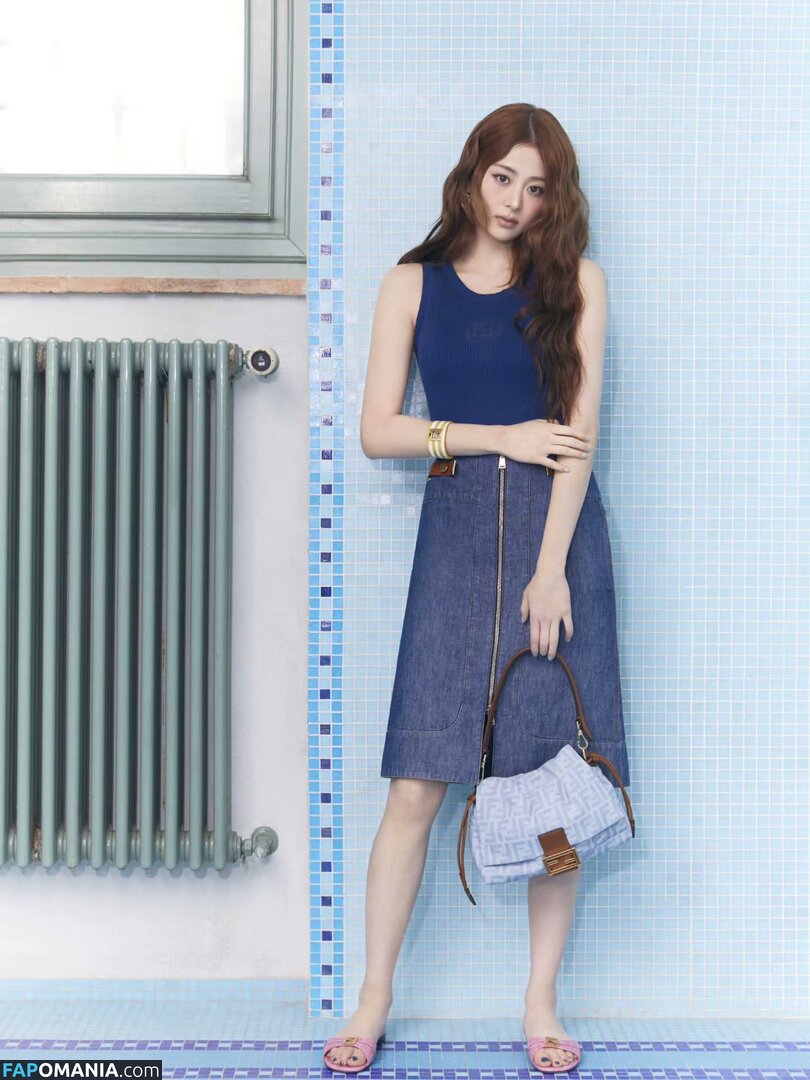 Huh Yunjin 허윤진 / LESSERAFIM / jenaissante Nago OnlyFans  Przeciekłe zdjęcie #90