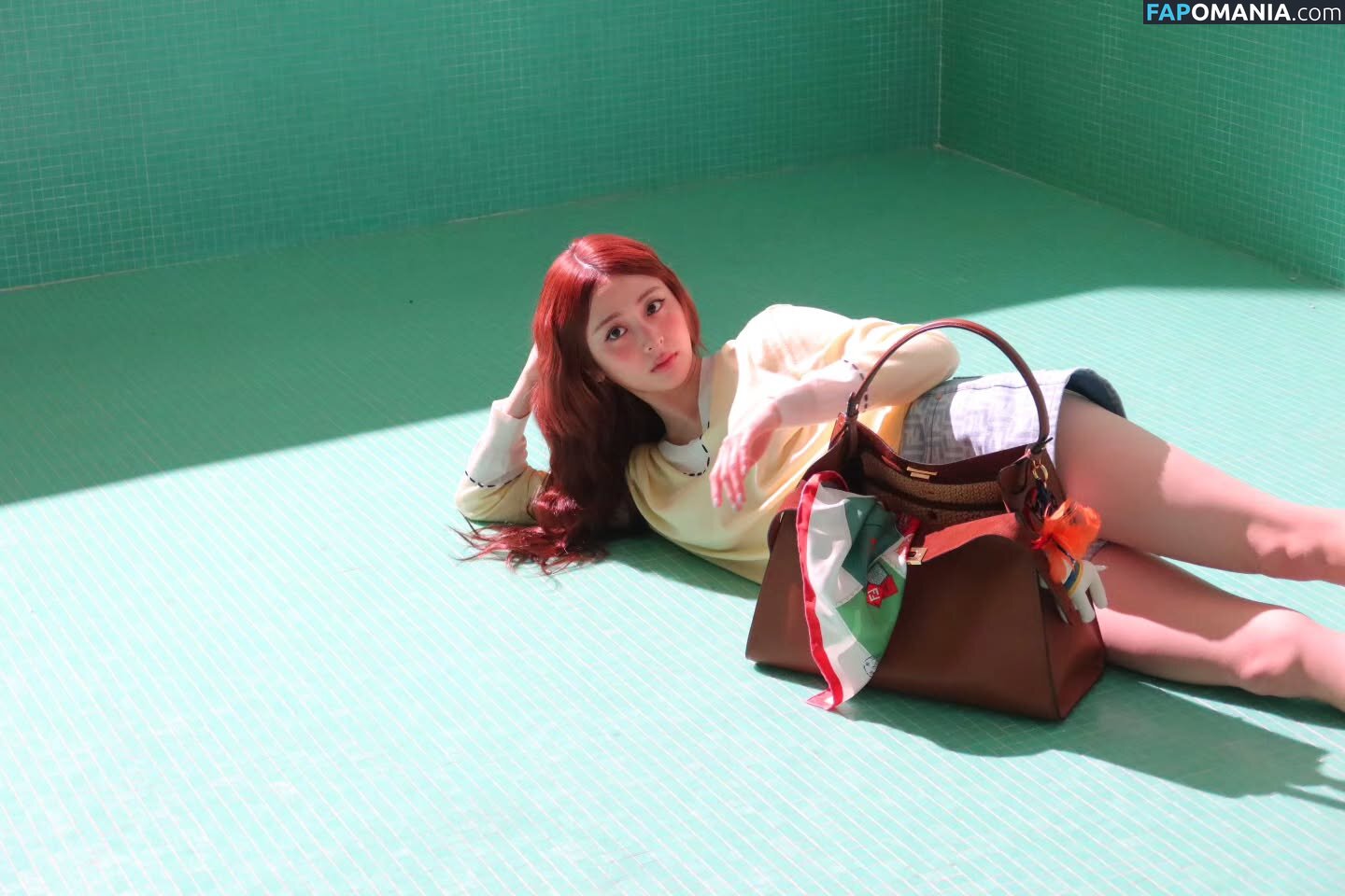 Huh Yunjin 허윤진 / LESSERAFIM / jenaissante Nago OnlyFans  Przeciekłe zdjęcie #99