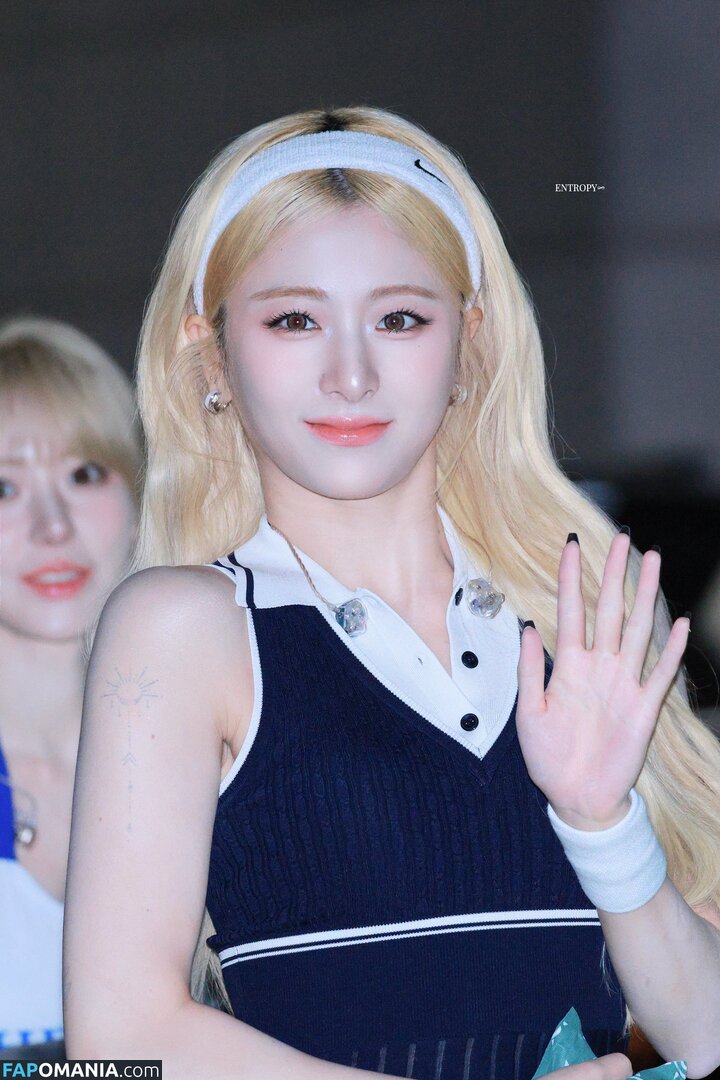 Huh Yunjin 허윤진 / LESSERAFIM / jenaissante Nago OnlyFans  Przeciekłe zdjęcie #106