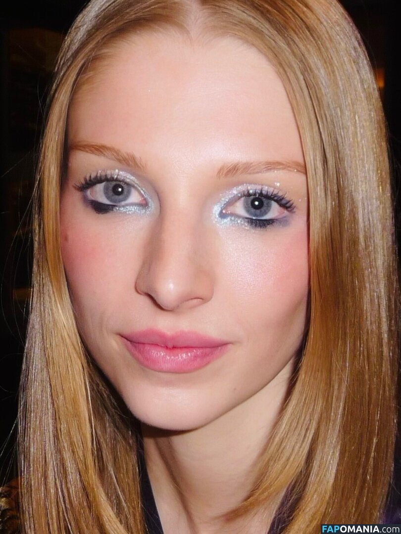 Hunter Schafer / hunterschafer Nago OnlyFans  Przeciekłe zdjęcie #1