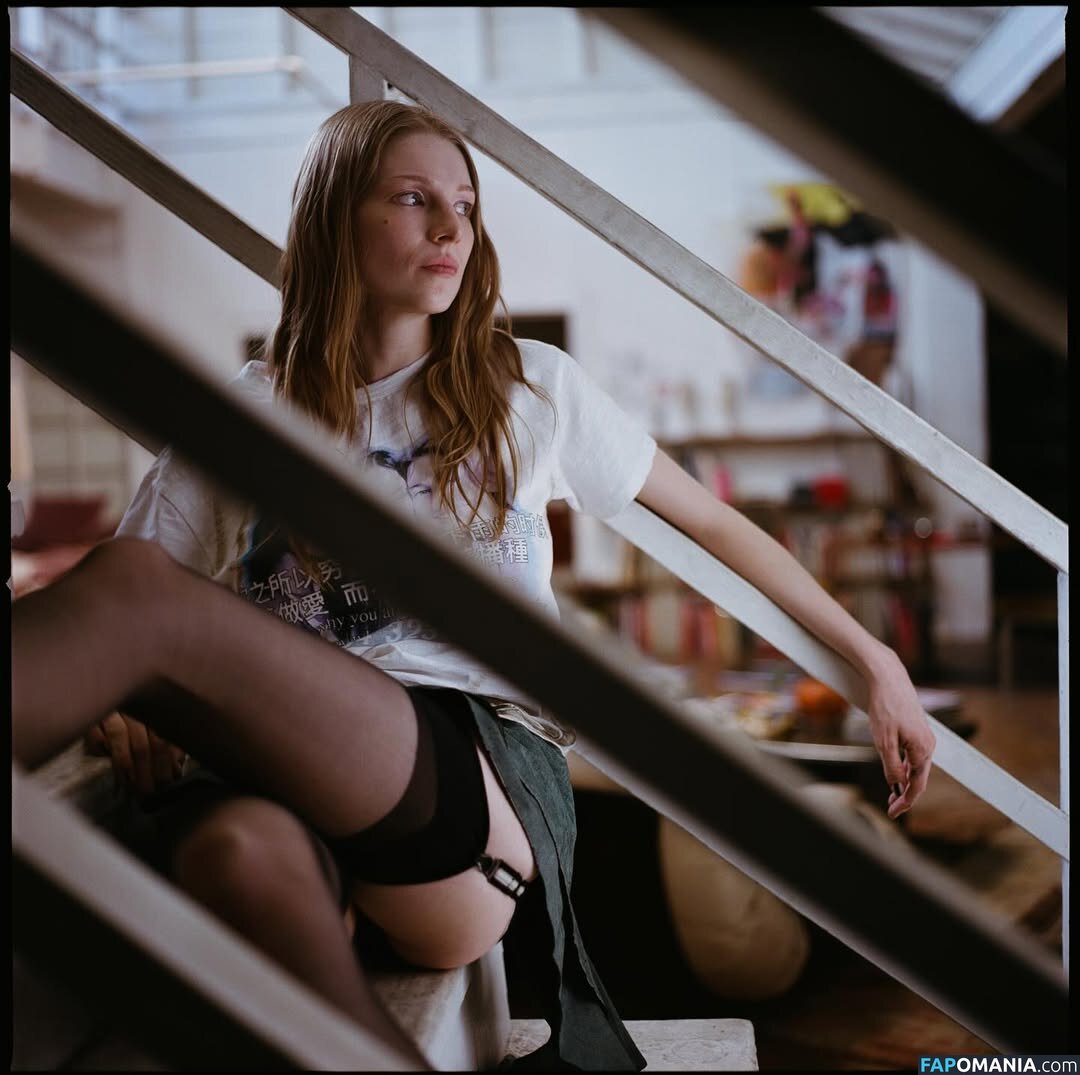 Hunter Schafer / hunterschafer Nago OnlyFans  Przeciekłe zdjęcie #3