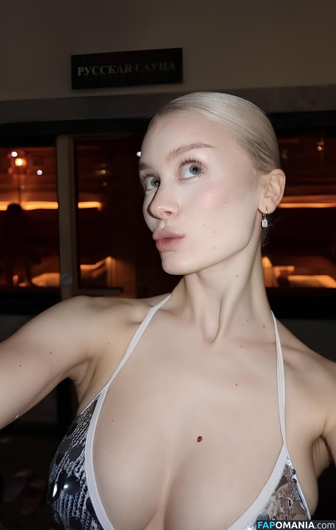 i_am_doshik / i_am_doshik  / i_am_doshik / Dasha Doshik Nago OnlyFans  Przeciekłe zdjęcie #1