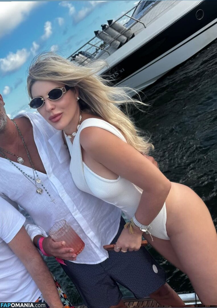 Íris Stefanelli / https: / irisstefanelli Nago OnlyFans  Przeciekłe zdjęcie #3