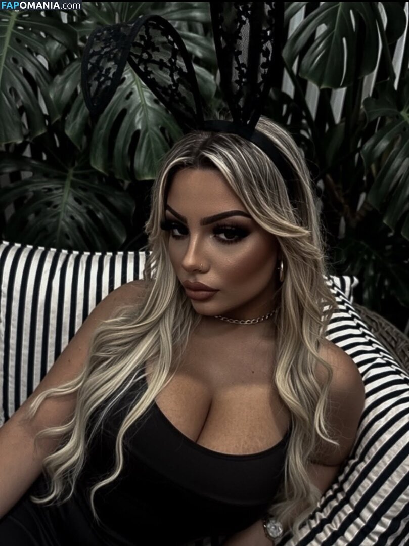 Iamsamvela / Samuela Cecchini Nago OnlyFans  Przeciekłe zdjęcie #6