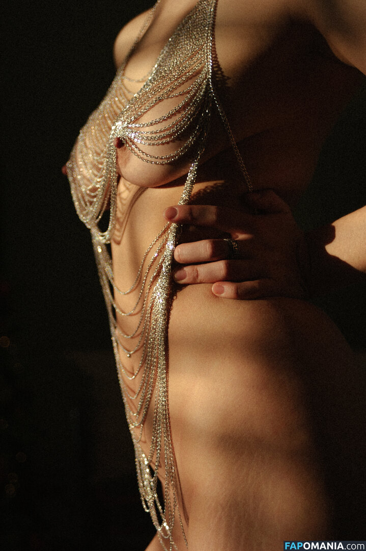 ice_lu_93 / ice_sparrow Nago OnlyFans  Przeciekłe zdjęcie #5