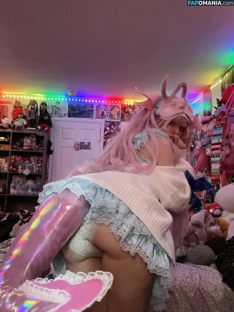 https: / ichiumu.cos Nago OnlyFans  Przeciekłe zdjęcie #2