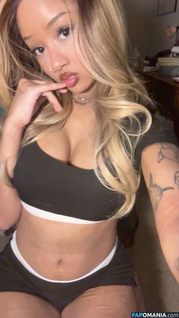 https: / ickysisterr / revoltingsister Nago OnlyFans  Przeciekłe zdjęcie #6