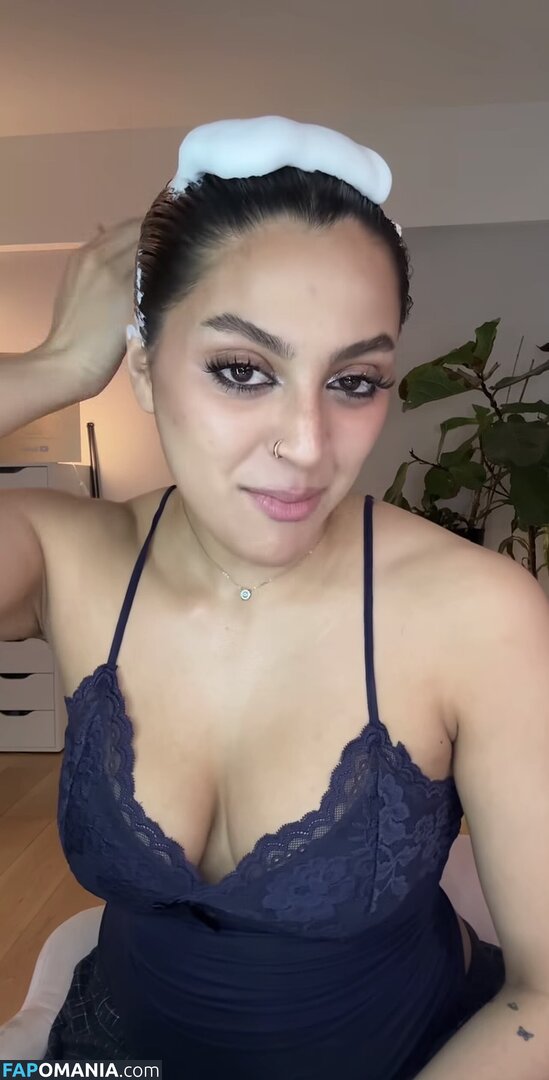 alycakes__ / iconicakes / sara deshmukh / saradeshmukhhh Nago OnlyFans  Przeciekłe zdjęcie #8