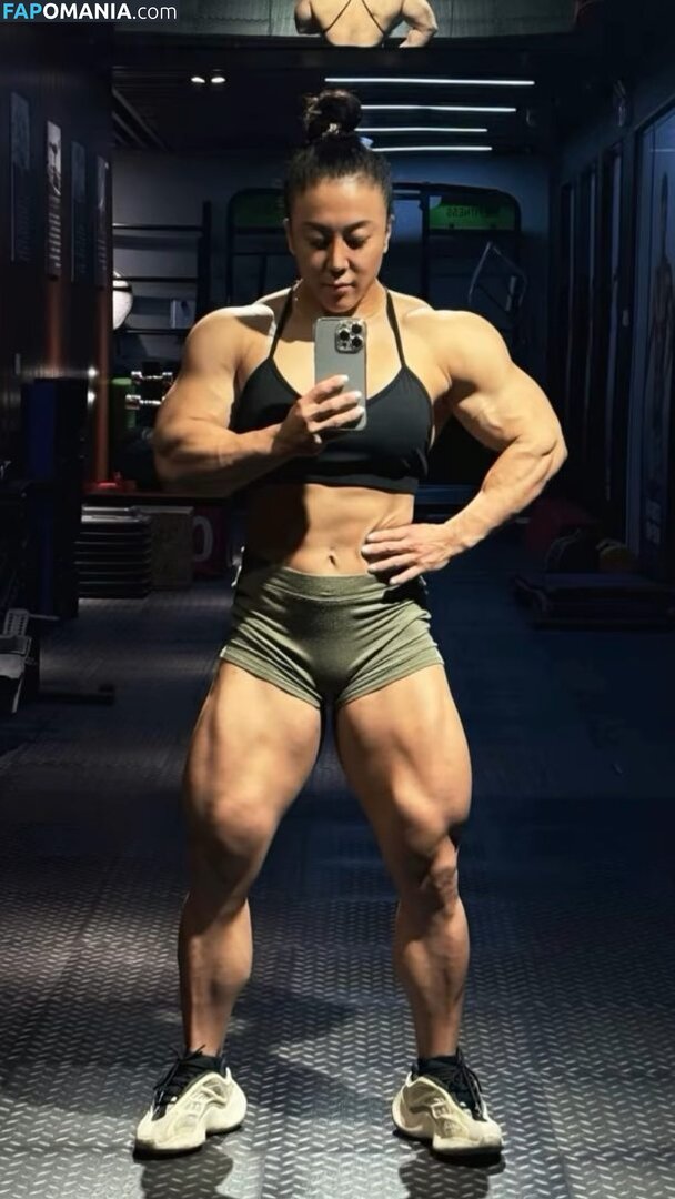 ifbbproyanhong Nago OnlyFans  Przeciekłe zdjęcie #3