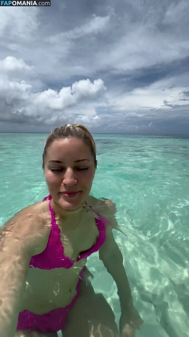 Justine Ezarik / iJustine Nago OnlyFans  Przeciekłe zdjęcie #224