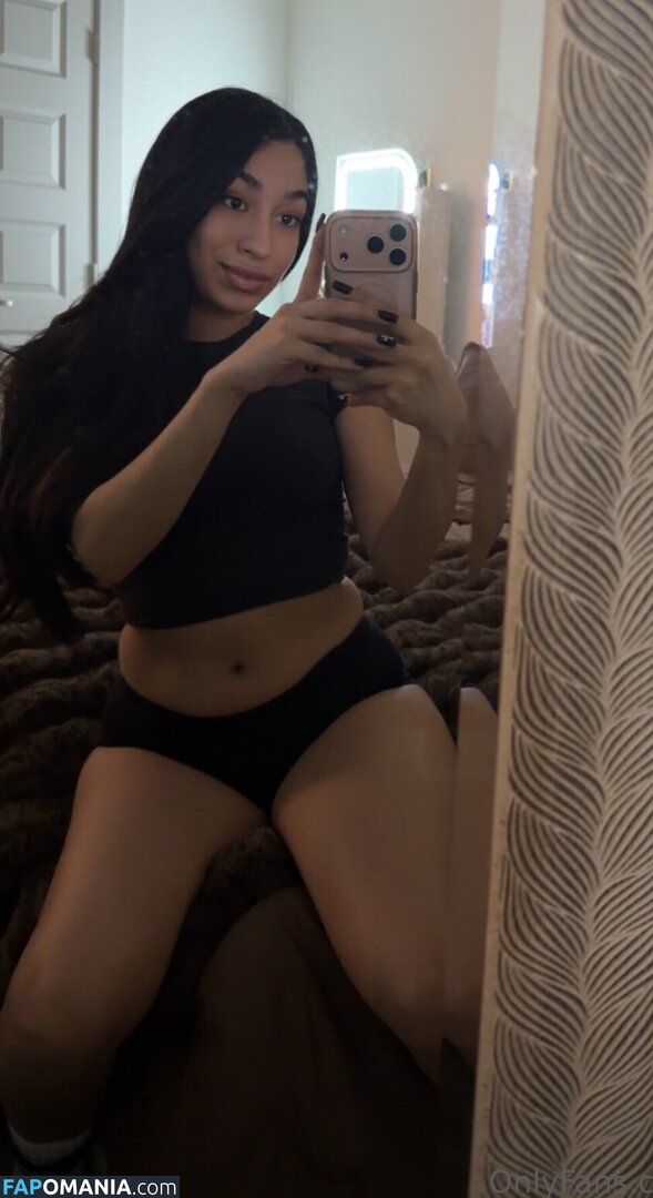 ijustine / ijustneedee Nago OnlyFans  Przeciekłe zdjęcie #1