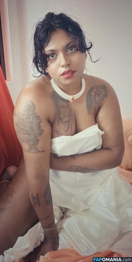 ilariafajralilura Nago OnlyFans  Przeciekłe zdjęcie #15