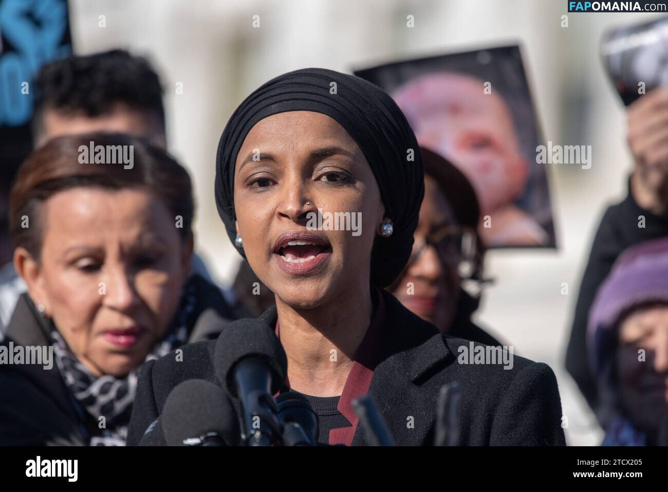 Ilhan Omar Nago OnlyFans  Przeciekłe zdjęcie #8