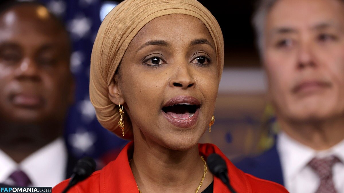 Ilhan Omar Nago OnlyFans  Przeciekłe zdjęcie #9
