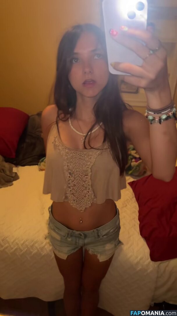 ilovebutterflieslolz123 Nago OnlyFans  Przeciekłe zdjęcie #3