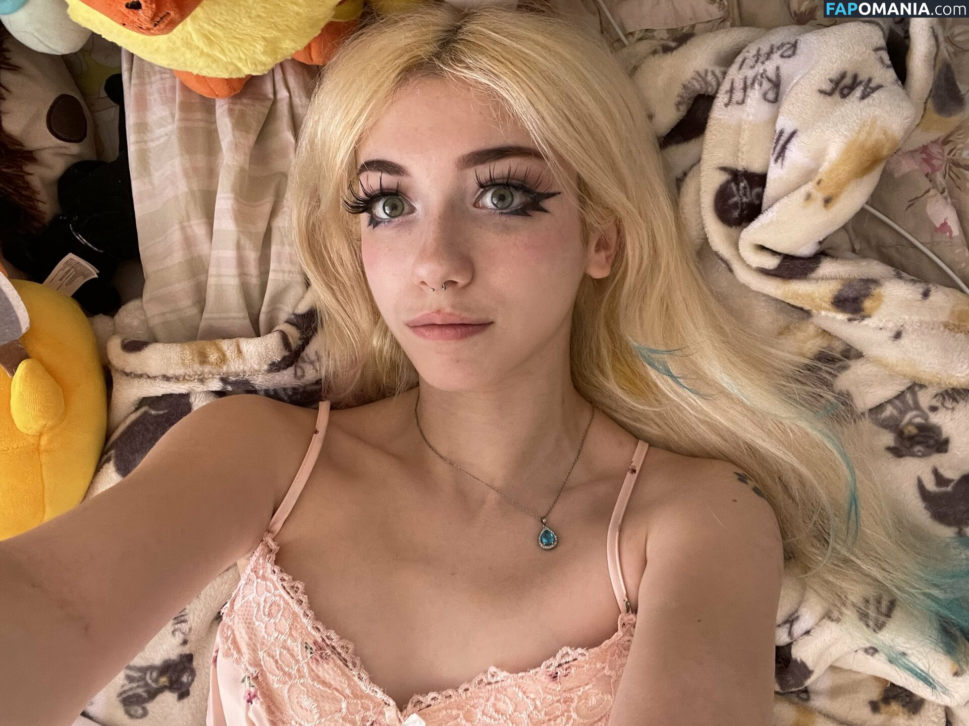 Iluvmeww / iluvmey Nago OnlyFans  Przeciekłe zdjęcie #54