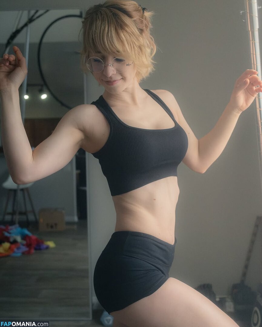 imitationtina Nago OnlyFans  Przeciekłe zdjęcie #3