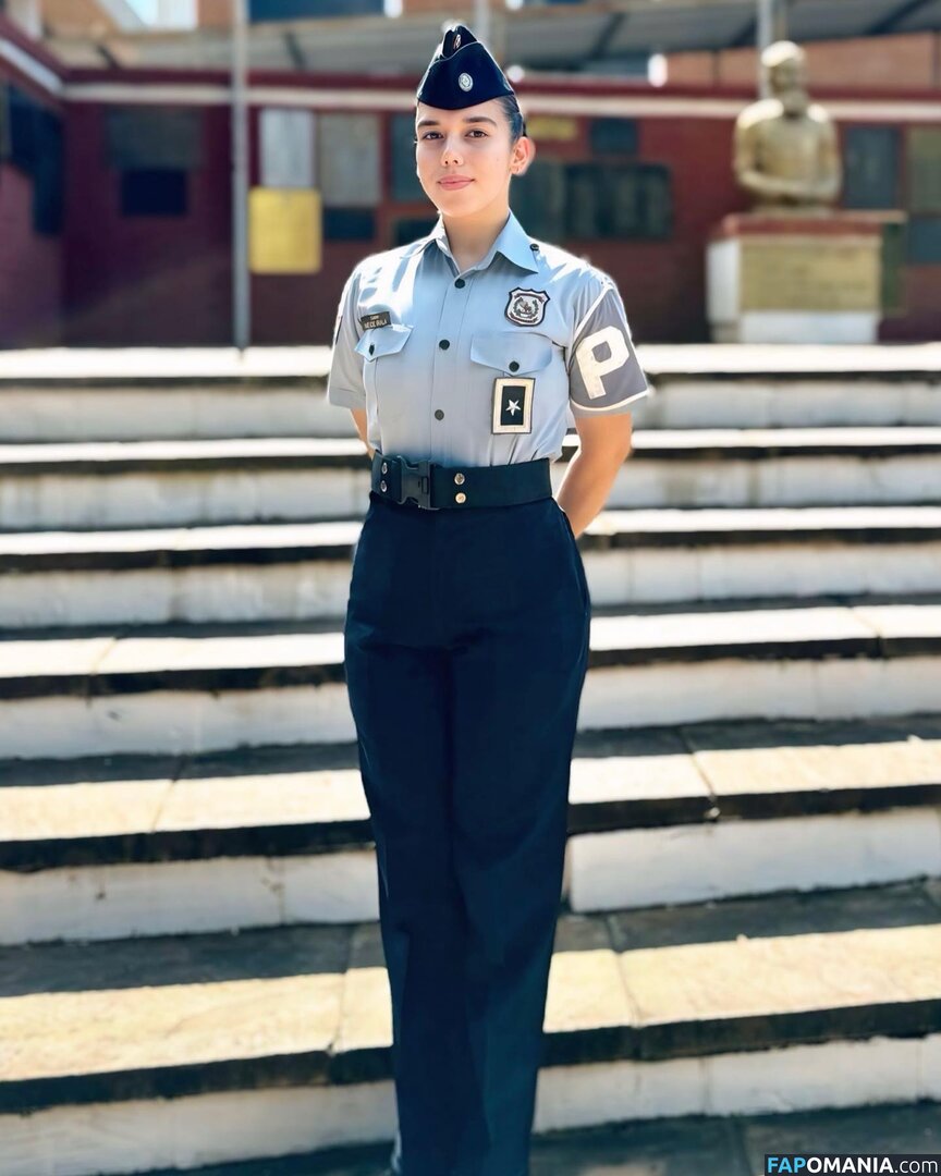 In And Out Uniform Nago OnlyFans  Przeciekłe zdjęcie #45