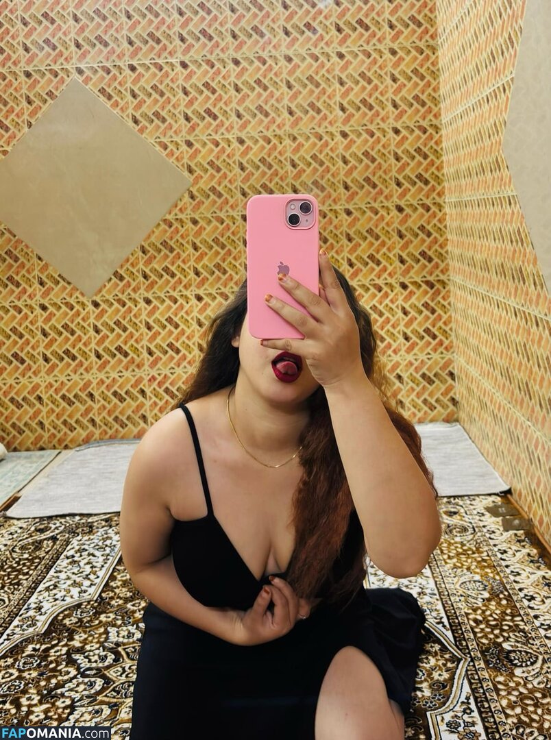 Indian Naughty Stuff / https: / justnaughtystuf / urvashi_apsaraa Nago OnlyFans  Przeciekłe zdjęcie #1