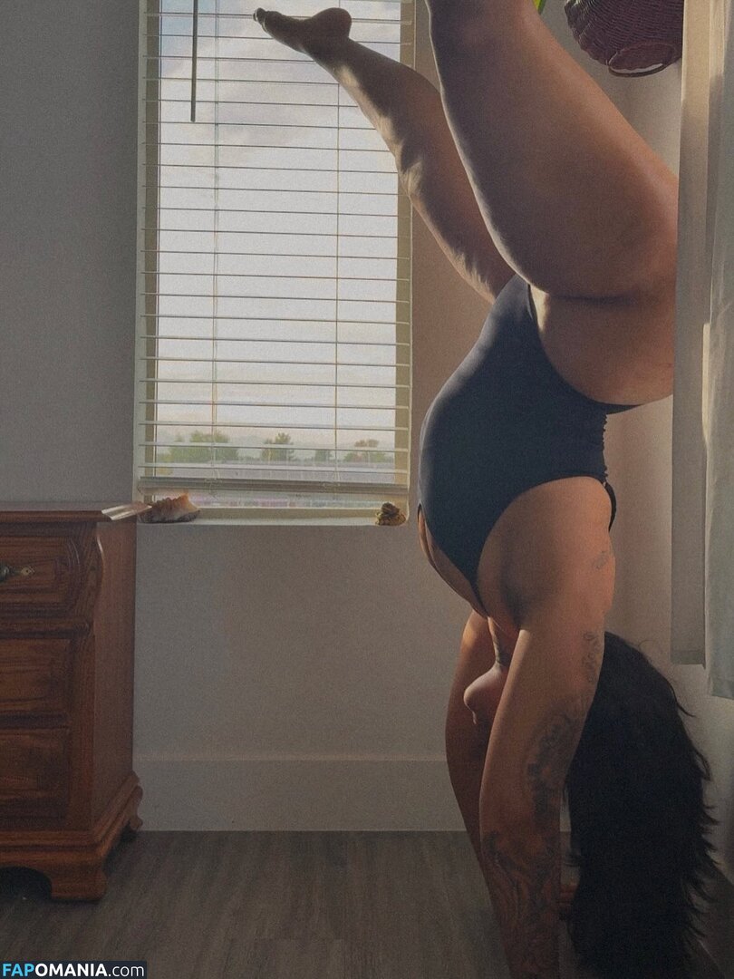 herk0moreb1 / inherbedroom / inherbedroomm / soulfruitt Nago OnlyFans  Przeciekłe zdjęcie #7