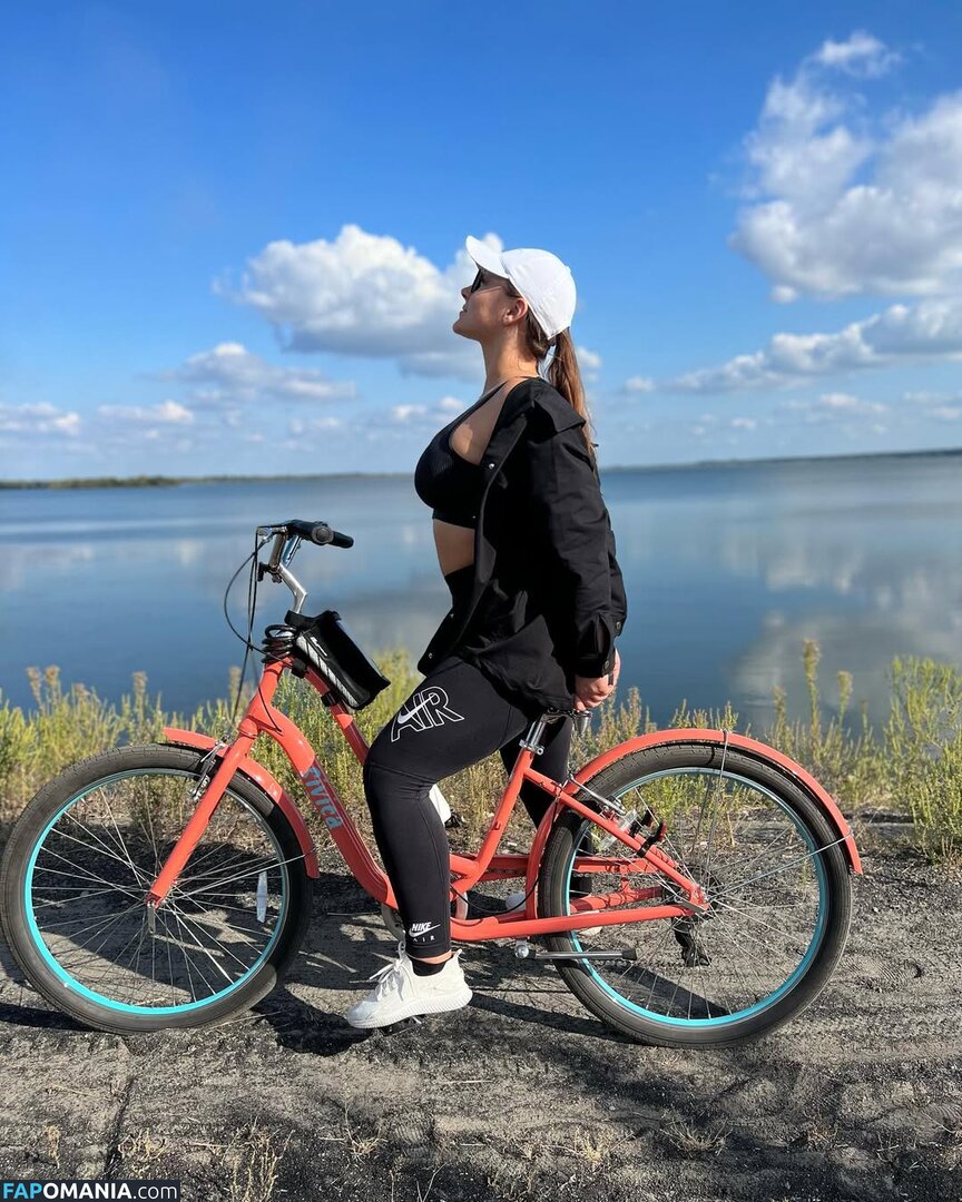 afinalove_model / inna_love69vip / innaluve Nago OnlyFans  Przeciekłe zdjęcie #190