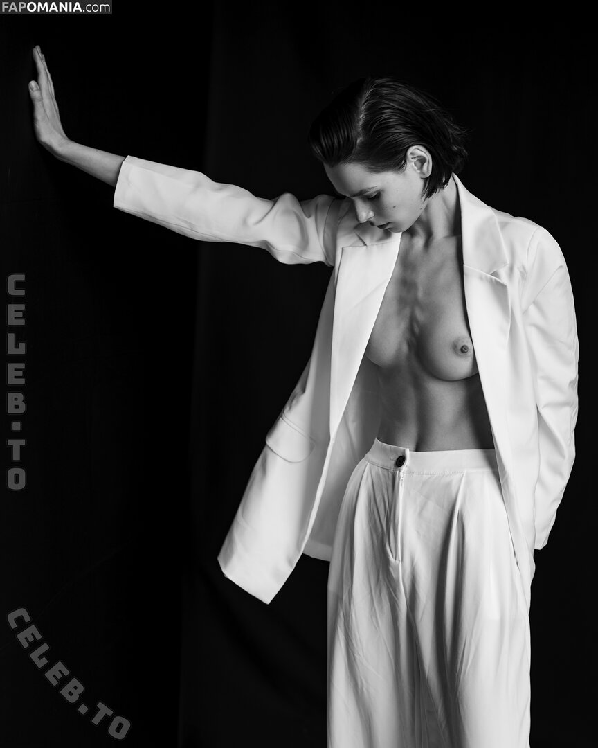 AmberQ / Irina Telicheva / Tasha / https: / irina_tlch Nago OnlyFans  Przeciekłe zdjęcie #272