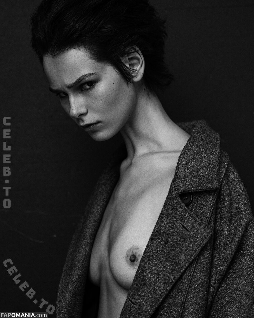 AmberQ / Irina Telicheva / Tasha / https: / irina_tlch Nago OnlyFans  Przeciekłe zdjęcie #293