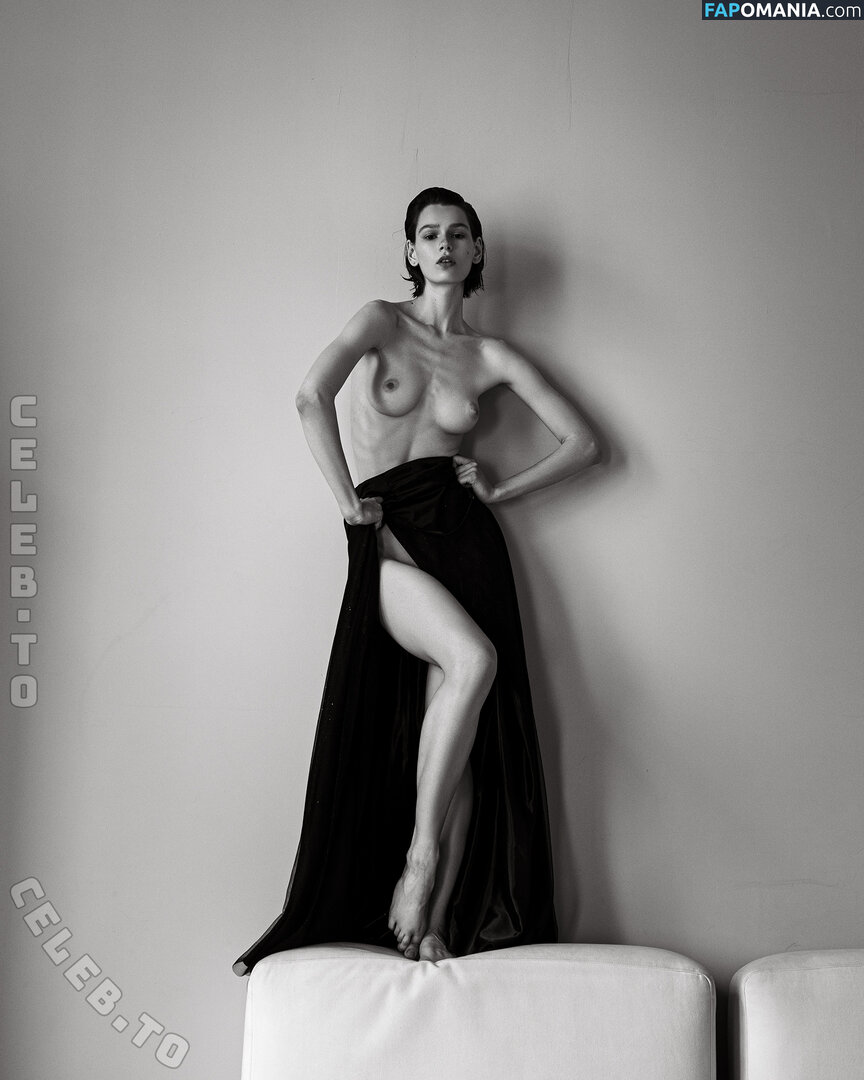 AmberQ / Irina Telicheva / Tasha / https: / irina_tlch Nago OnlyFans  Przeciekłe zdjęcie #325