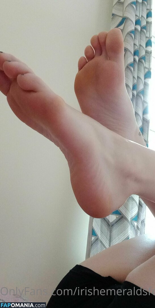 irishemeraldsfeet / therealdesertgypsy Nago OnlyFans  Przeciekłe zdjęcie #2