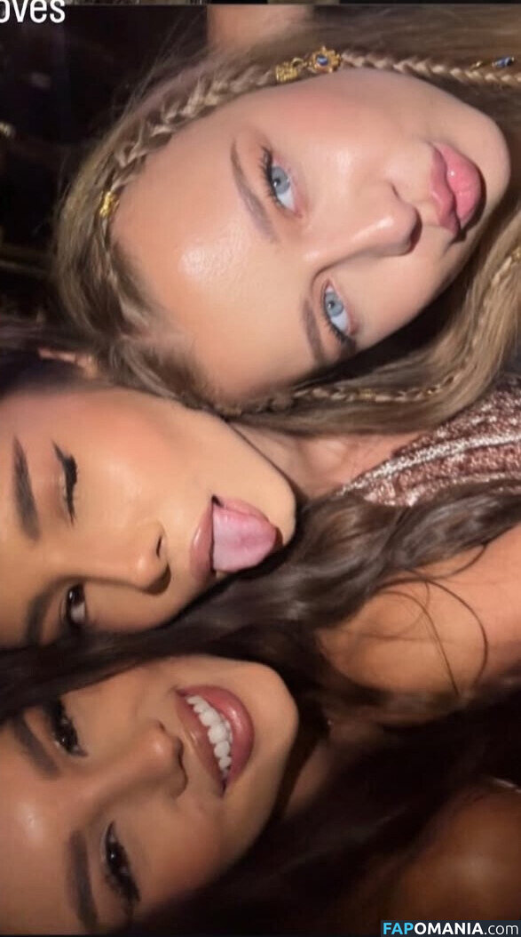 Carla_anghel_ / Isabel_anghel Nago OnlyFans  Przeciekłe zdjęcie #13