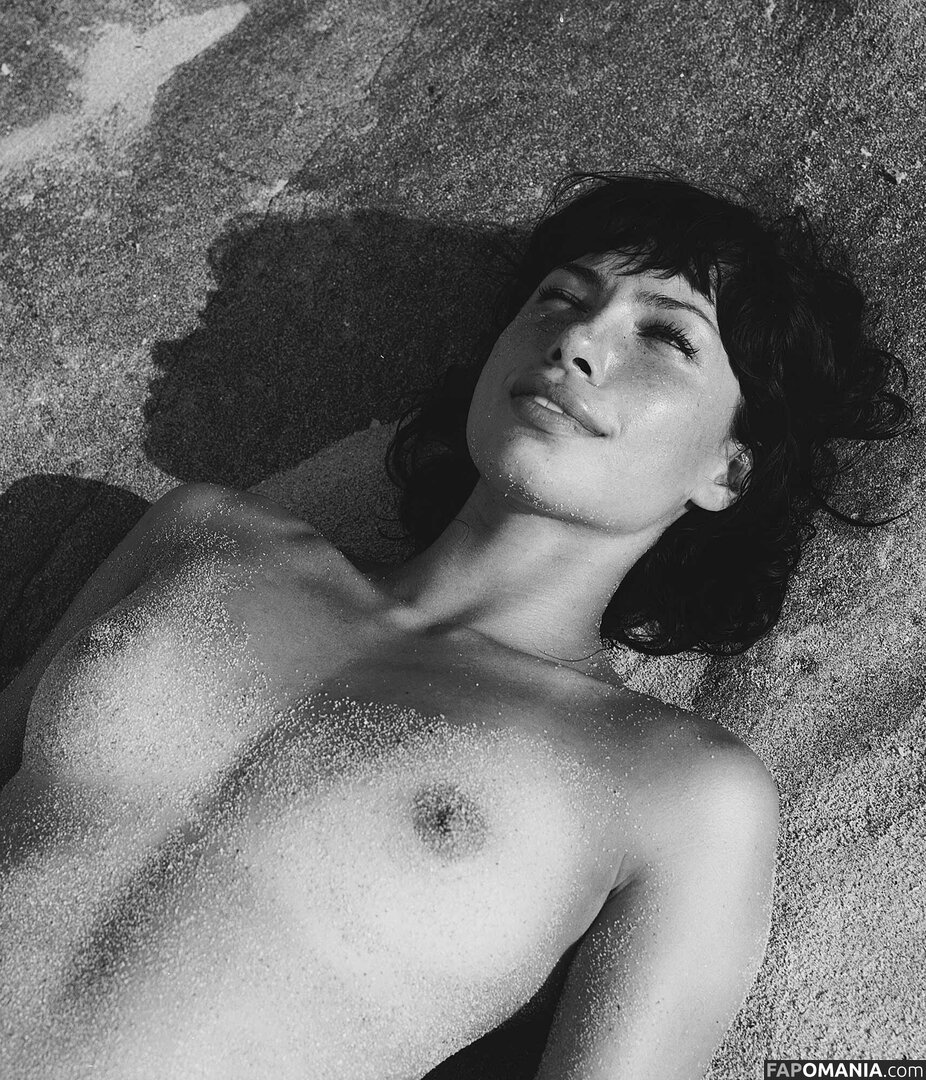 Isabel Kashi / https: / isabelkashi Nago OnlyFans  Przeciekłe zdjęcie #5