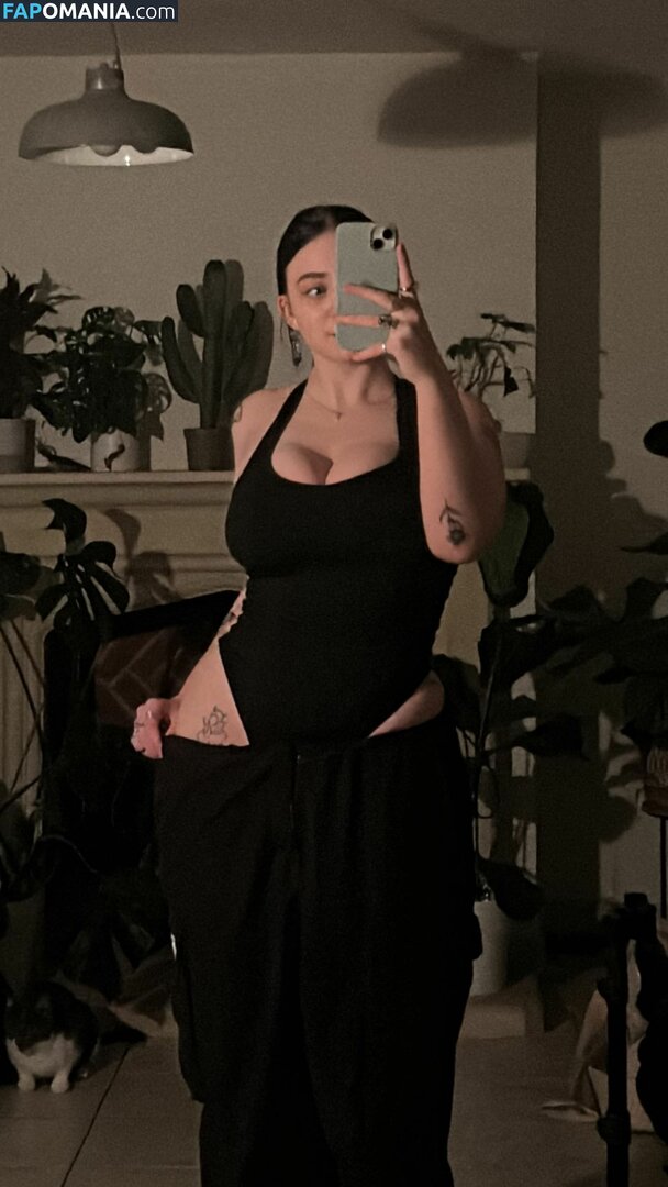 Isabella Dorta / isabelladortapoetry444 Nago OnlyFans  Przeciekłe zdjęcie #135