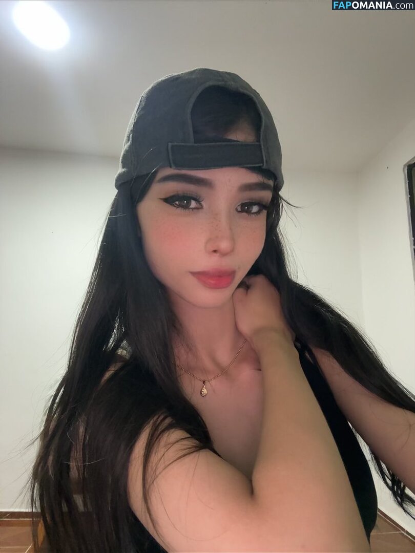 Isabella Quintero Nago OnlyFans  Przeciekłe zdjęcie #2