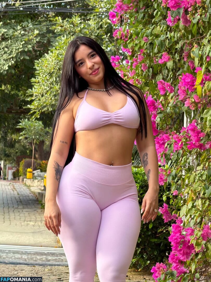 Isabella Tobar / https: / isabellatobaar / isatobaar Nago OnlyFans  Przeciekłe zdjęcie #2