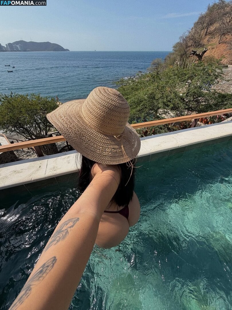 Isabella Tobar / https: / isabellatobaar / isatobaar Nago OnlyFans  Przeciekłe zdjęcie #3