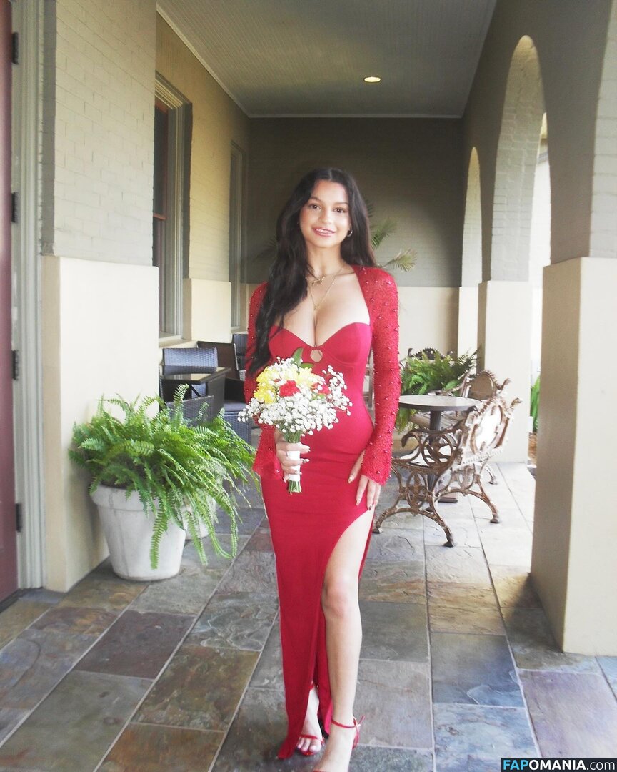 Isabella Wagner / SerenitySource_ / isabellarosewagner Nago OnlyFans  Przeciekłe zdjęcie #3