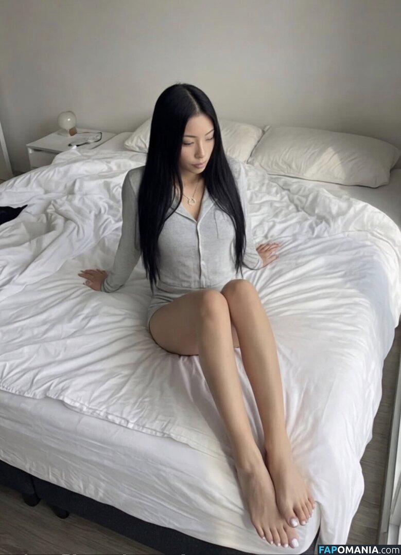 Isabella Yoon / itsisabellayoon Nago OnlyFans  Przeciekłe zdjęcie #3