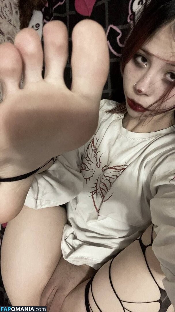 Izolyator Natsuki Nago OnlyFans  Przeciekłe zdjęcie #3