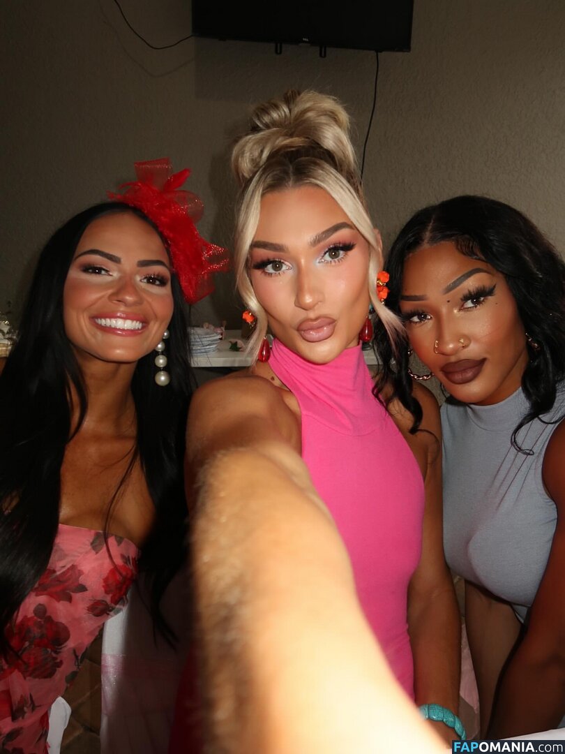 Izzi Dame / WWE NXT / izzi_bee / izzi_wwe Nago OnlyFans  Przeciekłe zdjęcie #8