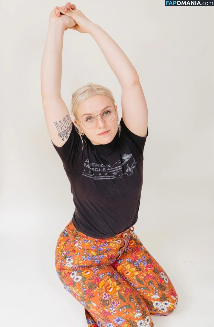 Izzy Roland Nago OnlyFans  Przeciekłe zdjęcie #1